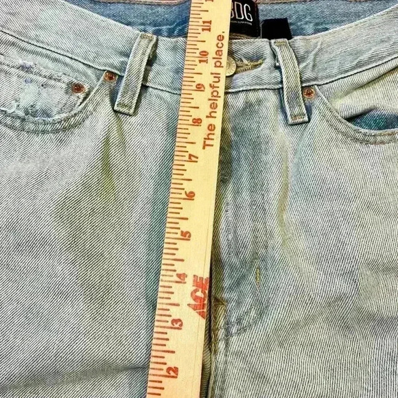 BDG Urban Outfitters Light Wash Bootcut Distressed Denim Jeans Size 27 High Rise - Picture 9 of 10